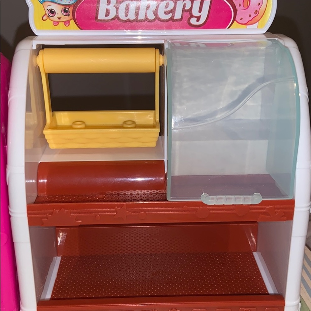 shopkins - Picture 3 of 4